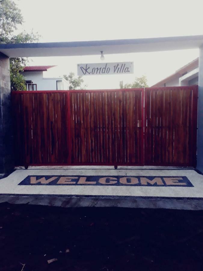 Kondo Villa Labuhan Pandan Buitenkant foto